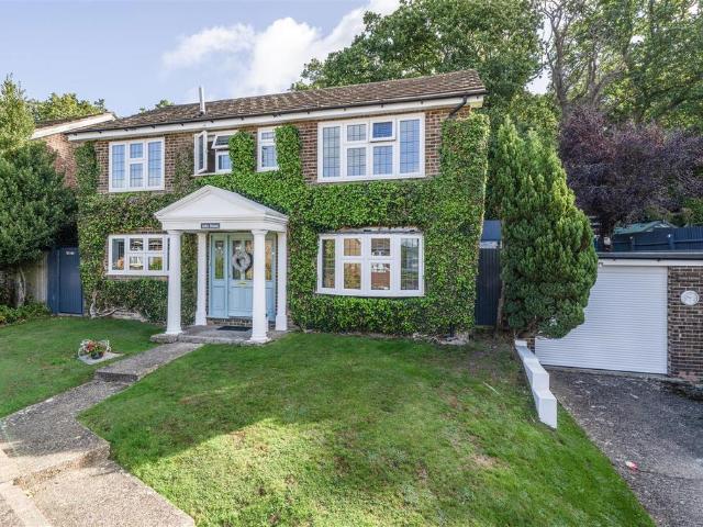 House for sale in Greater London