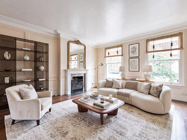 House for sale in Chelsea, Greater London