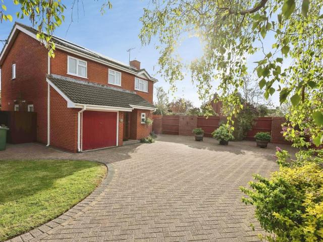 House for sale in St. Peter the Great County, St Peters