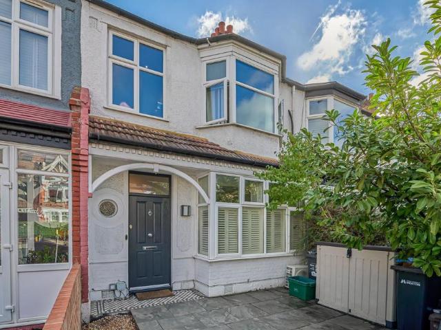 House for sale in Wimbledon Park, Greater London