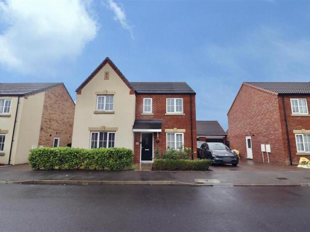 House for sale in Elloughton-cum-Brough, Elloughton