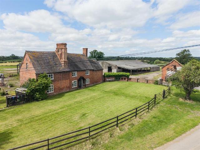 House for sale in Beamhurst, Staffordshire