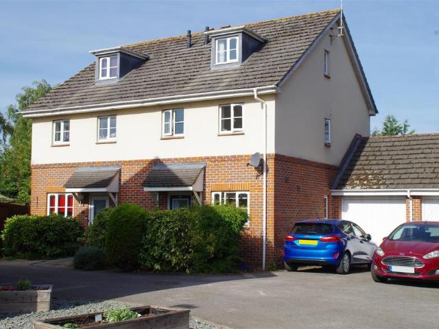 House for sale in Berrick Salome, Oxfordshire