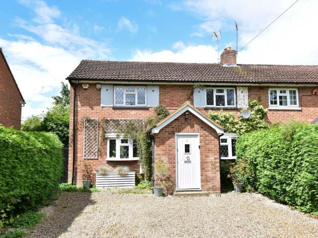 House for sale in Hogpits Bottom, Pouchen End
