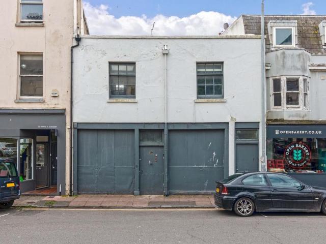 House for sale in Kemptown, Brighton & Hove