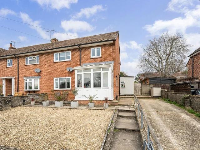 House for sale in Barton Stacey, Hampshire