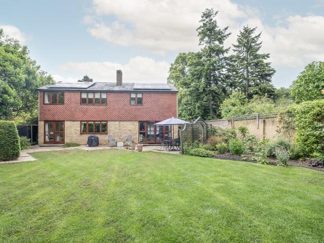 House for sale in Ham, Greater London