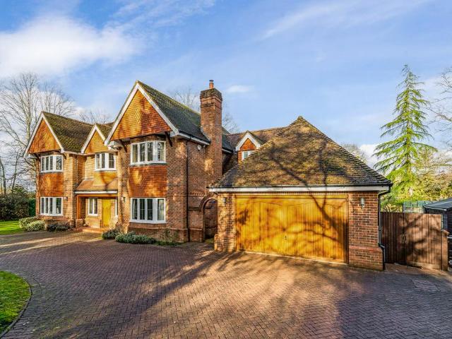 House for sale in Hart, Hampshire