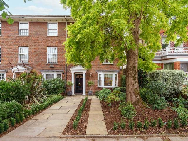House for sale in London Borough of Ealing, Greater London