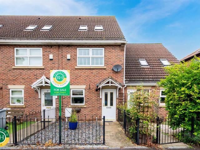 House for sale in Hexthorpe, South Yorkshire
