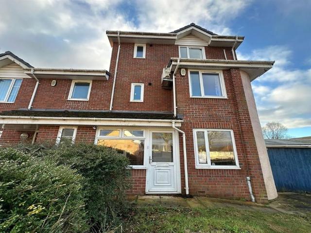 House for sale in Georgia, Greater Manchester