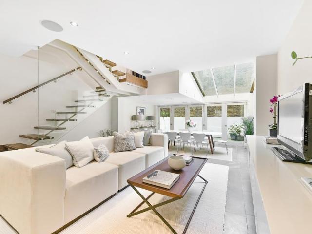 House for sale in Kensington, Greater London