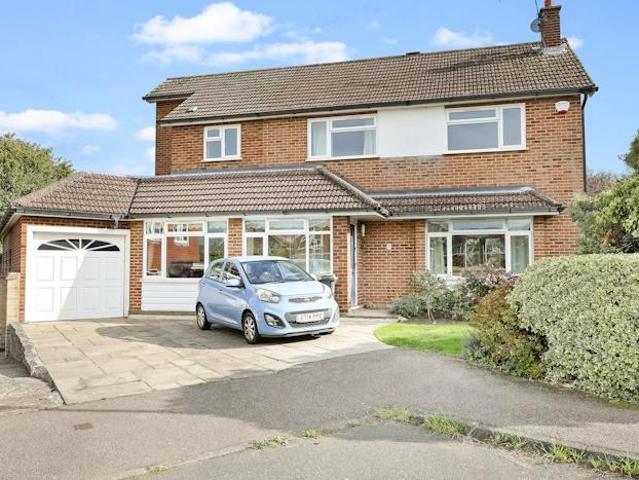 House for sale in Ongar, Epping