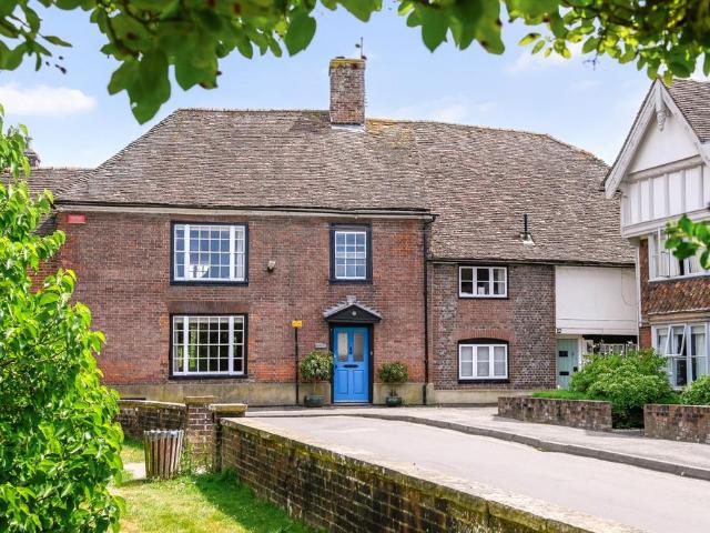 House for sale in Wye, Bridgefield