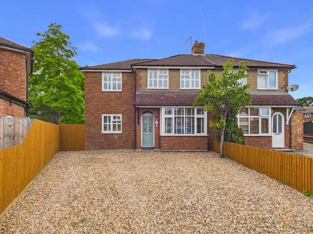 House for sale in Quarrendon, Aylesbury