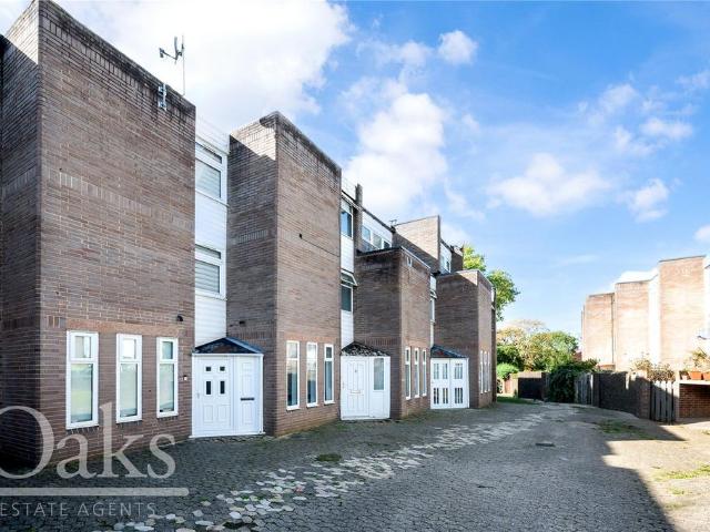 House for sale in Palace Road Estate, Greater London