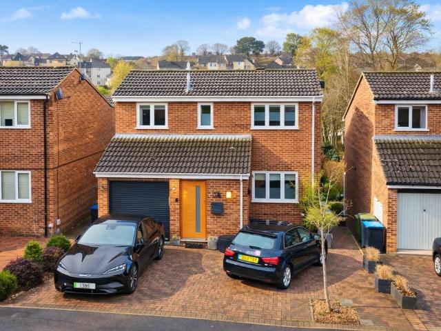 House for sale in Hammerfield, Pouchen End