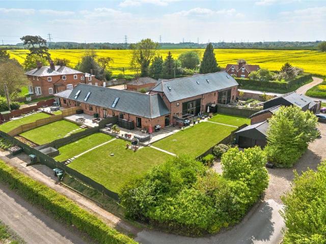 House for sale in Duton Hill, Essex