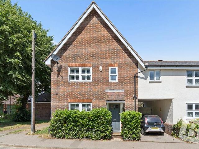 House for sale in Ongar, Epping