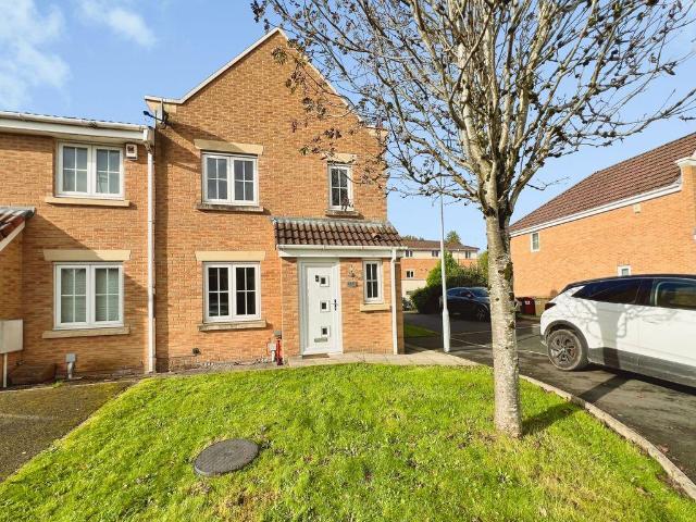 House for sale in Tonge Fold, Bolton