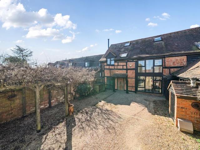House for sale in Gerrards Cross, Denham