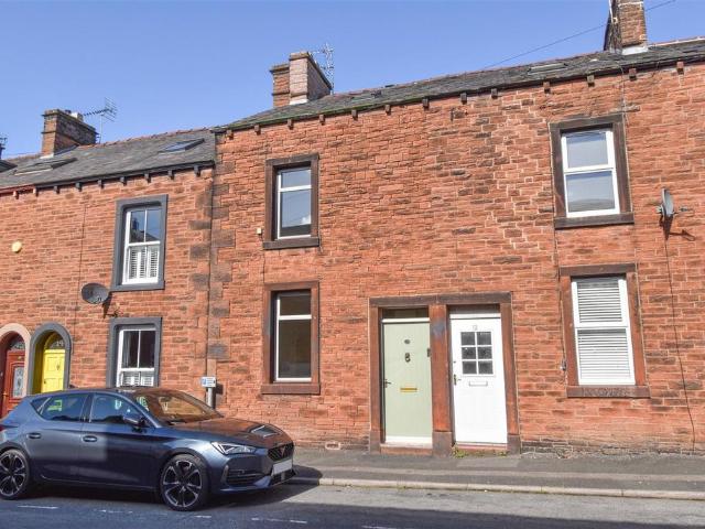 House for sale in Fell Lane