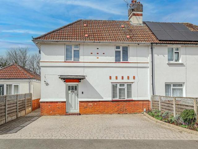 House for sale in Pouchen End, Hertfordshire