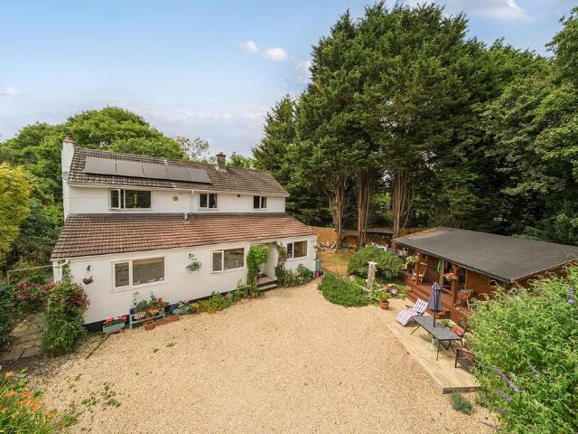House for sale in Aust, South Gloucestershire