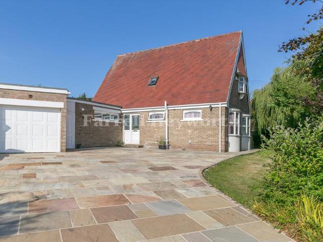 House for sale in Cabus, Lancashire