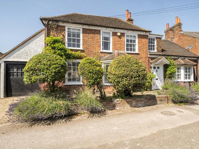 House for sale in Red Hill, Surrey