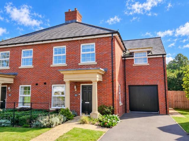 House for sale in Winterbrook, South Oxfordshire
