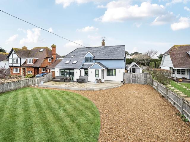 House for sale in Littlecote, West Sussex