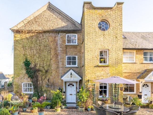House for sale in Colliers End, Hertfordshire