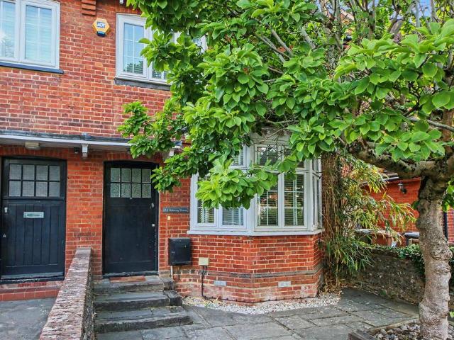 House for sale in Radlett, Hertfordshire
