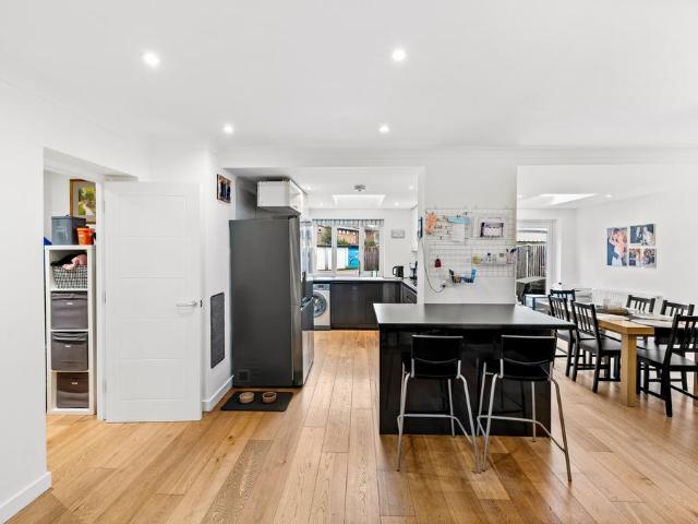 House for sale in Woodhatch, Red Hill