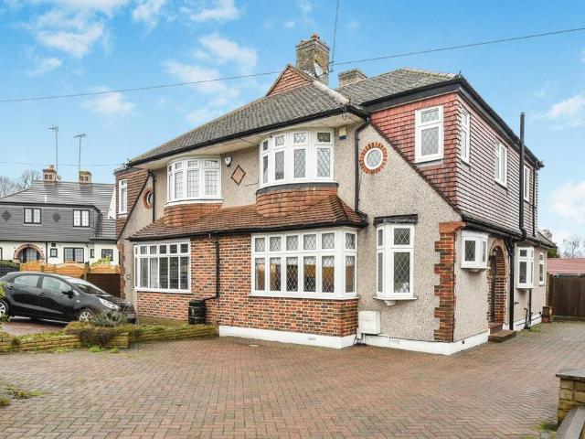 House for sale in West Wickham, Greater London
