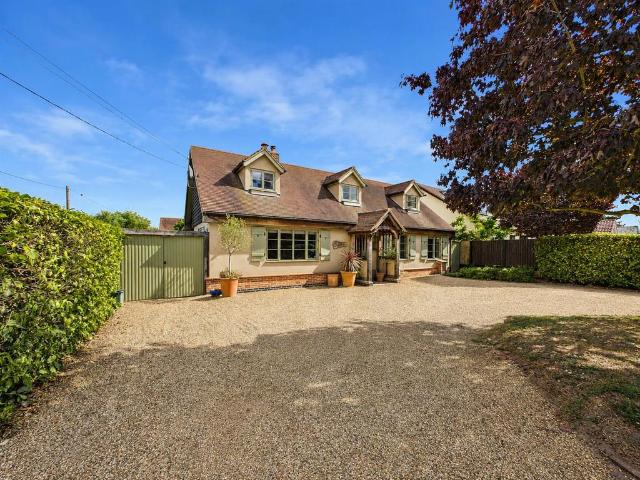 House for sale in Bicknacre, Chelmsford