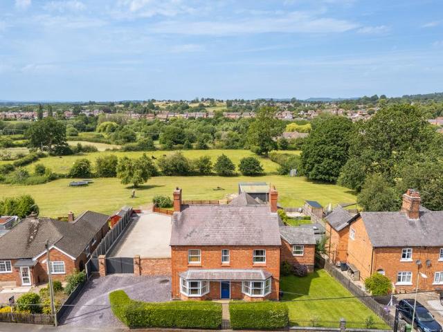 House for sale in Whitchurch, Shropshire