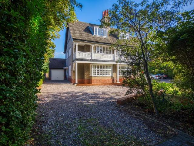 House for sale in Grange, West Kirby