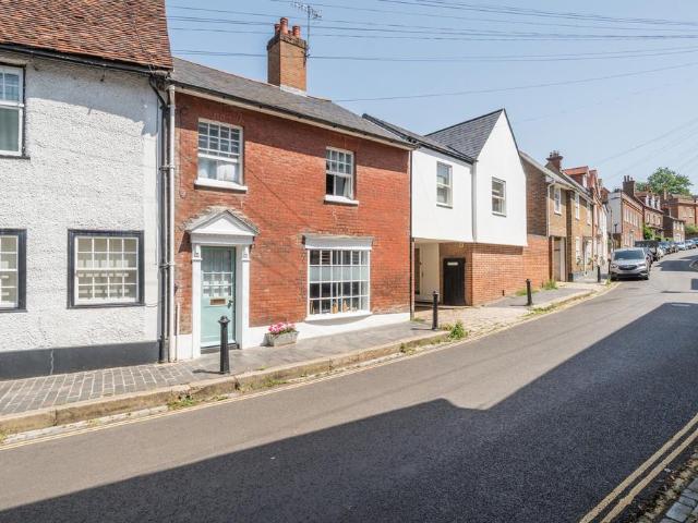 House for sale in St Albans, Five Acres