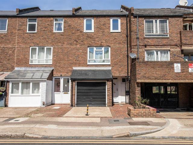 House for sale in Bromley-by-Bow, Poplar Grove