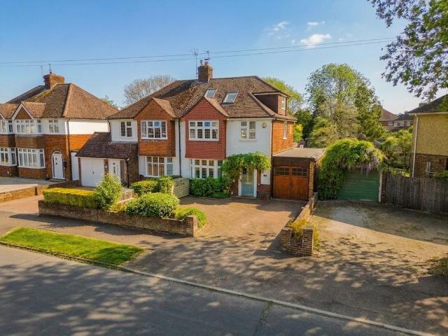 House for sale in Bedgrove, Aylesbury
