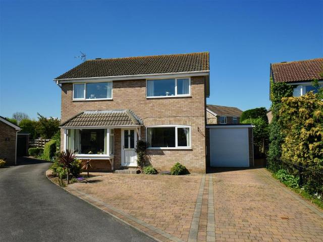 House for sale in Skelton, York