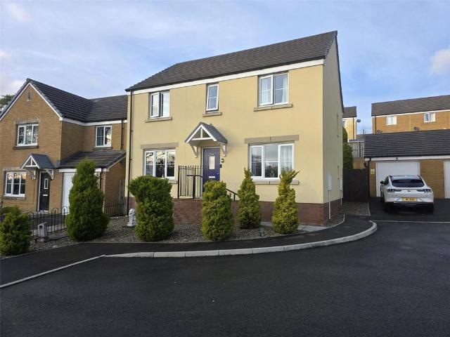 House for sale in Monkton, Pembroke