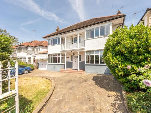 House for sale in Brondesbury, Greater London