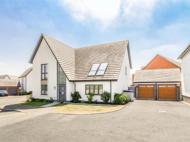 House for sale in Ashby Fields, Daventry