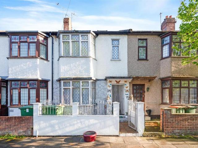House for sale in Custom House, Greater London