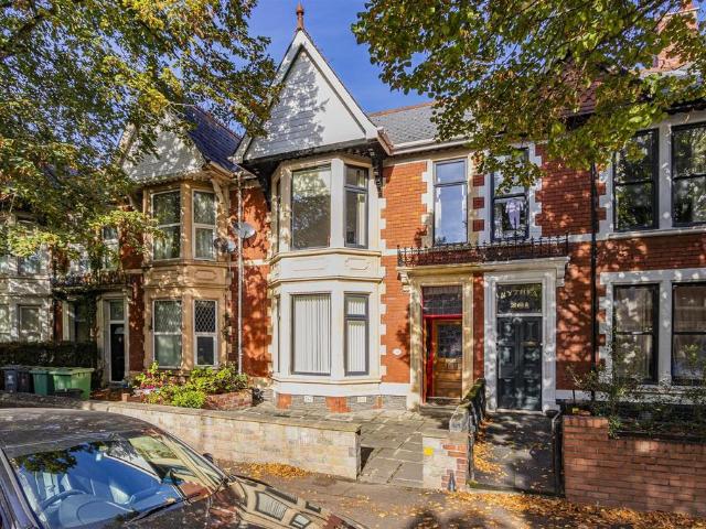 House for sale in Penylan, Falcon Lodge