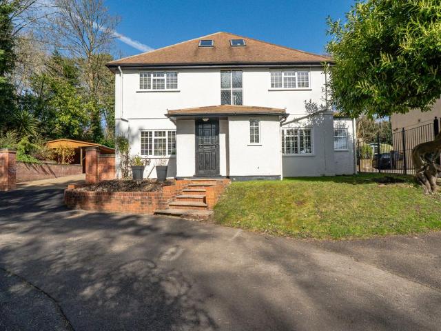 House for sale in Wooburn, Bourne End