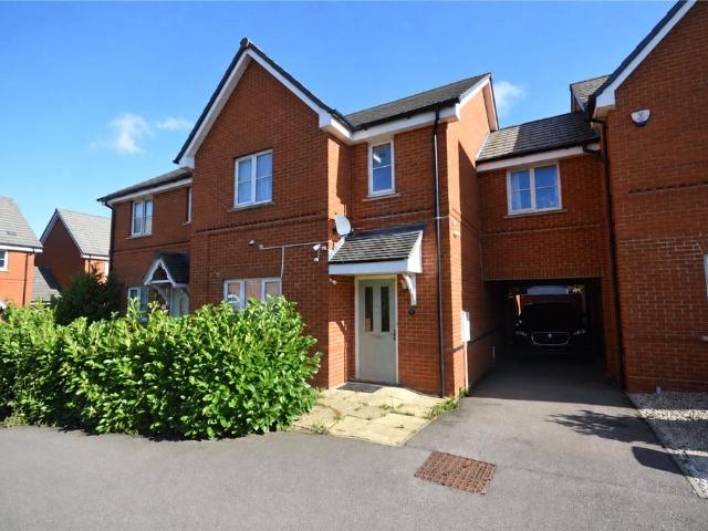House for sale in Leagrave, Luton